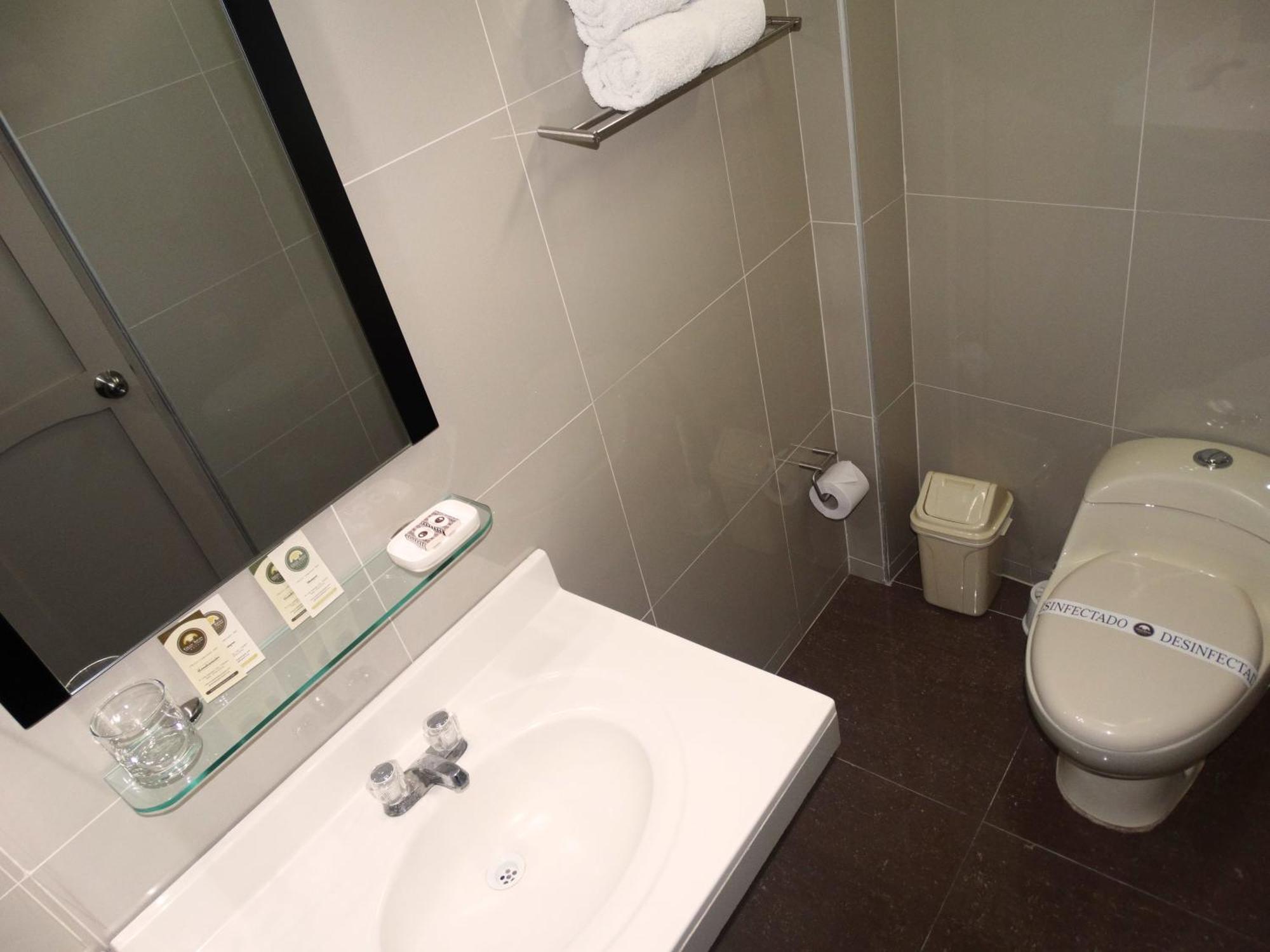 Hotel Gran Sipan Chiclayo Værelse billede