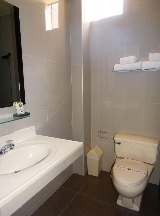 Hotel Gran Sipan Chiclayo Værelse billede